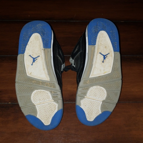 Jordan 4 - Picture 5 of 5
